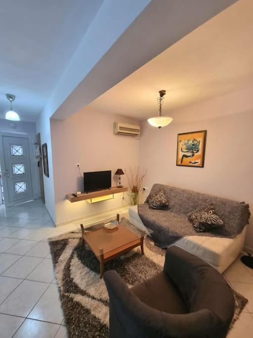 Elias Home Янина Экстерьер фото